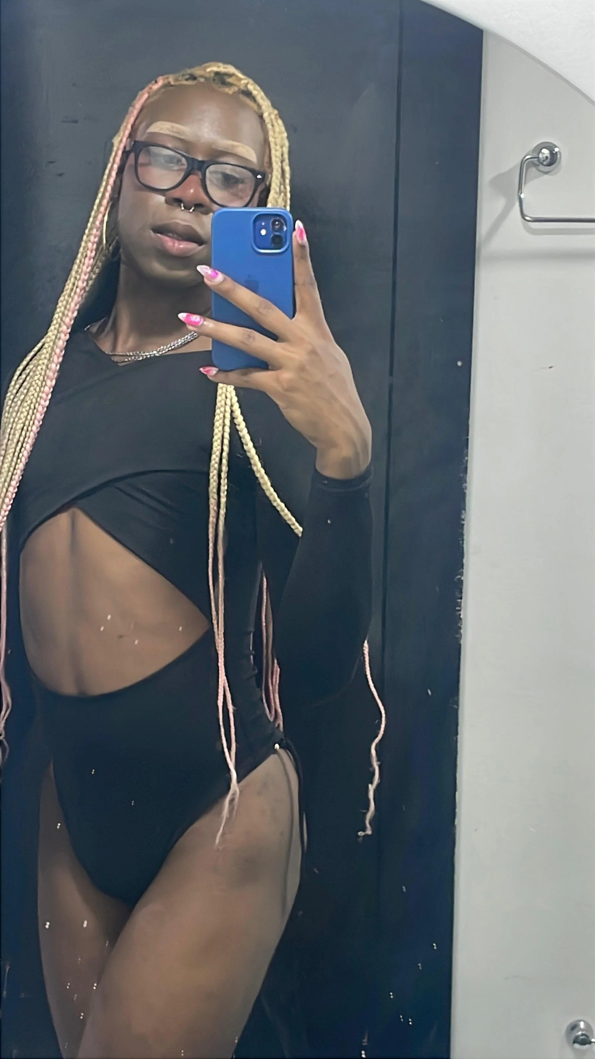 XXX Porn Photo of Nude brit_rivas_ 6