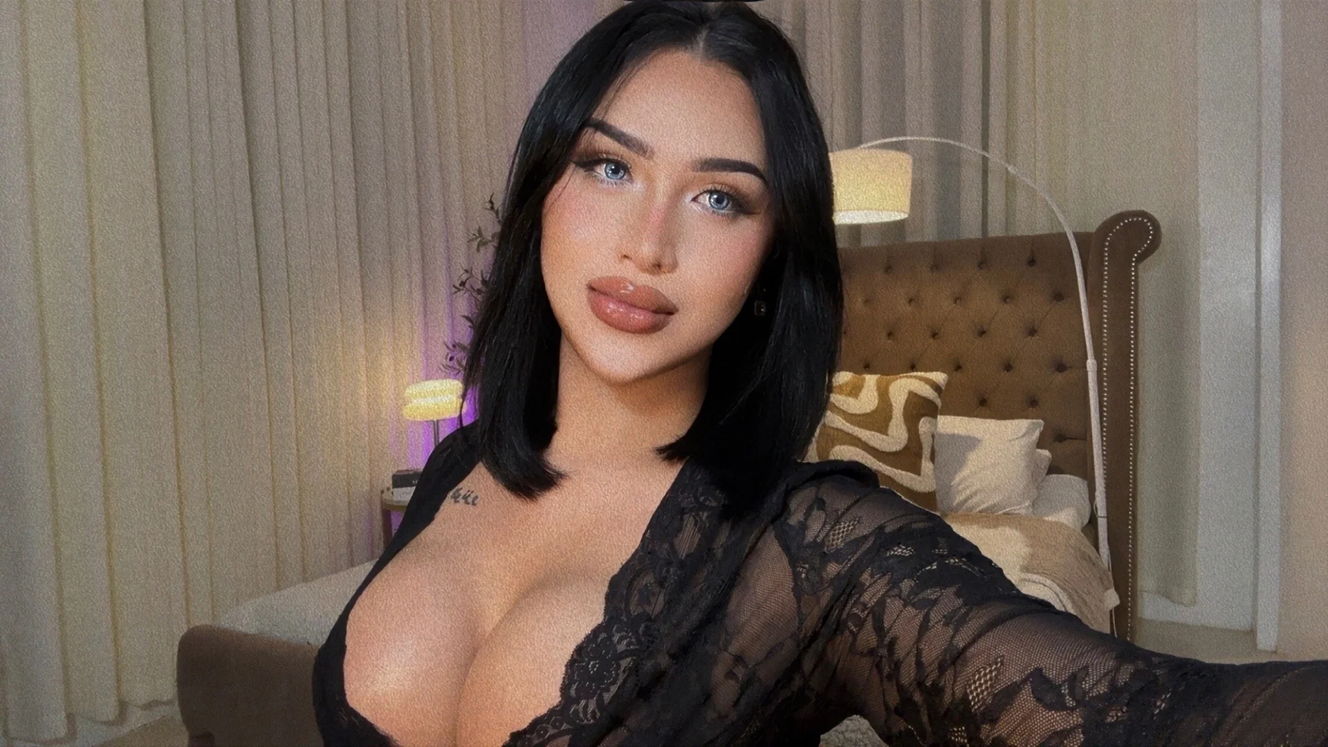 XXX Porn Photo of Nude Your_Majesty_Tyra 20