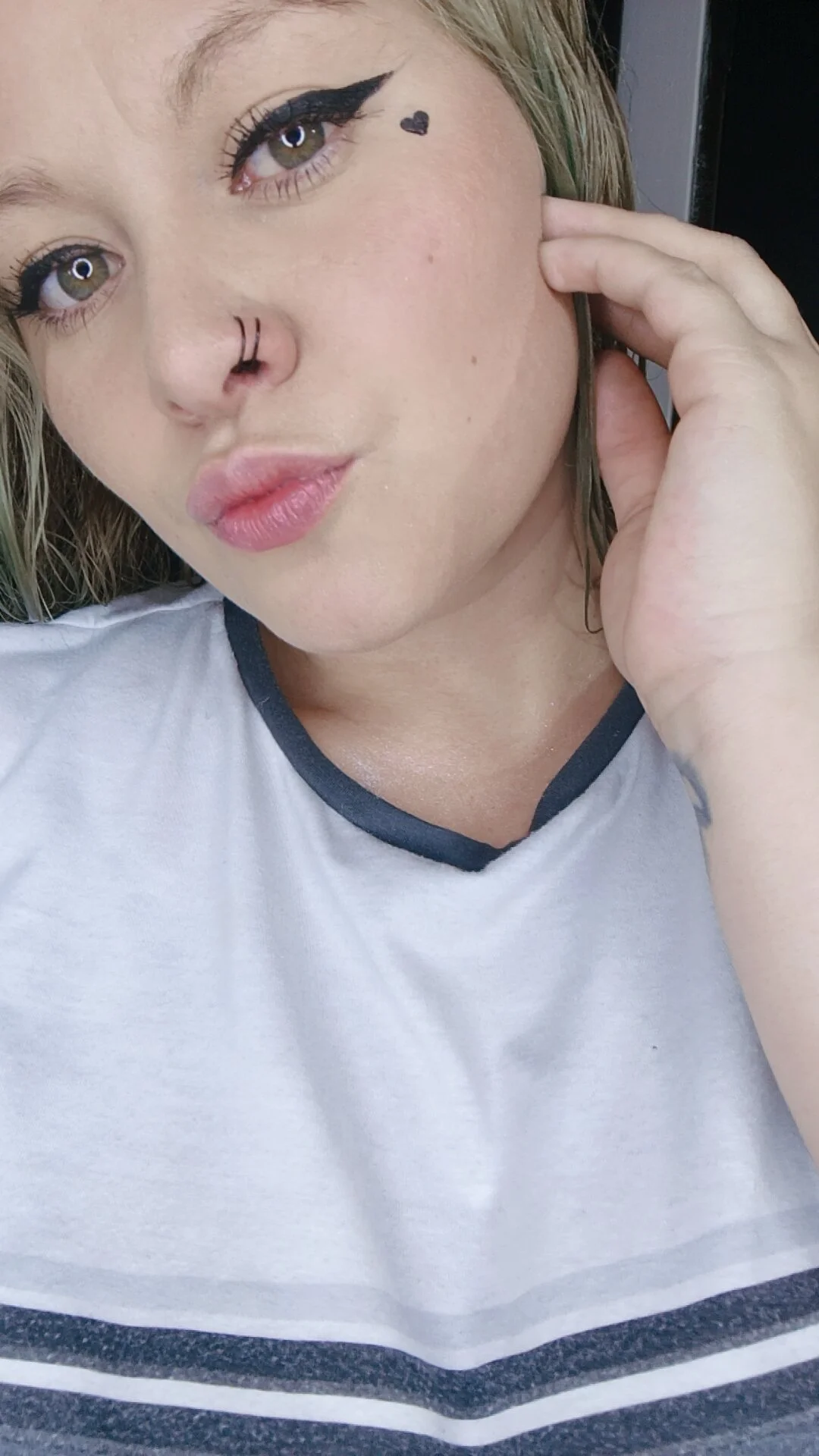 XXX Porn Photo of Nude miley_jensen 83