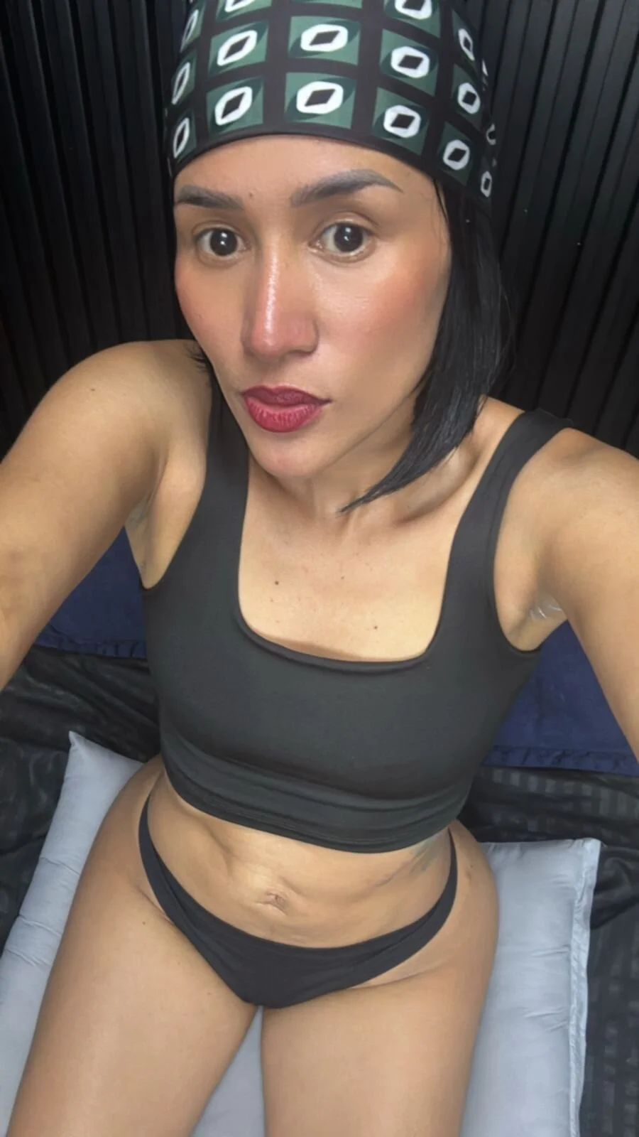 XXX Porn Photo of Nude Scarleth_Fox_ 27