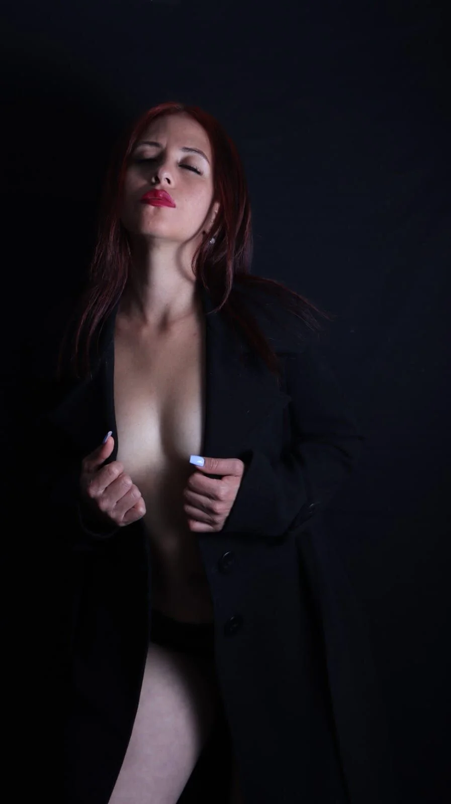 XXX Porn Photo of Nude Camilleparist 12