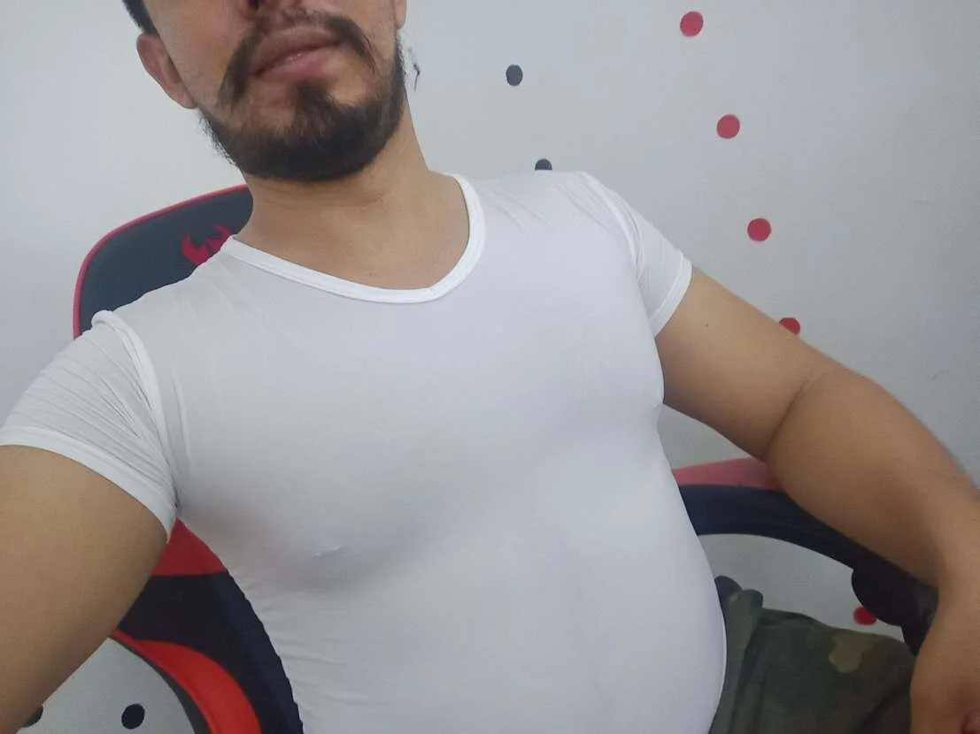 XXX Porn Photo of Nude KalethBigDick 237