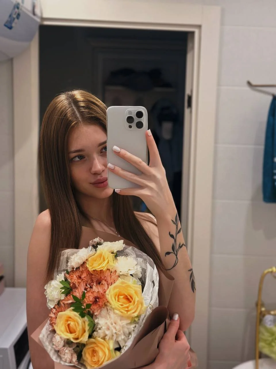 XXX Porn Photo of Nude FlexyFox 1