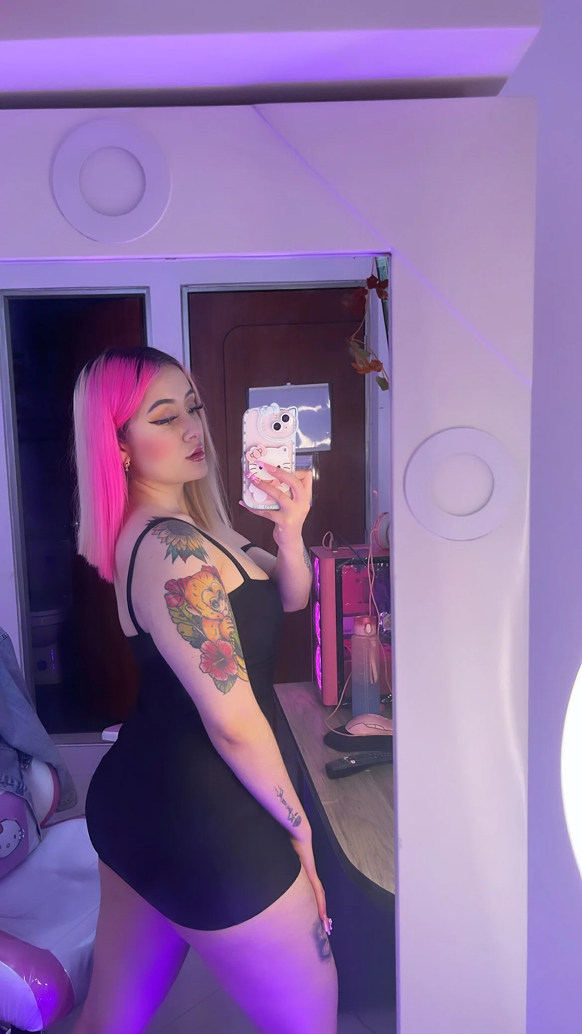 XXX Porn Photo of Nude Sam_Thompsoon_ 74