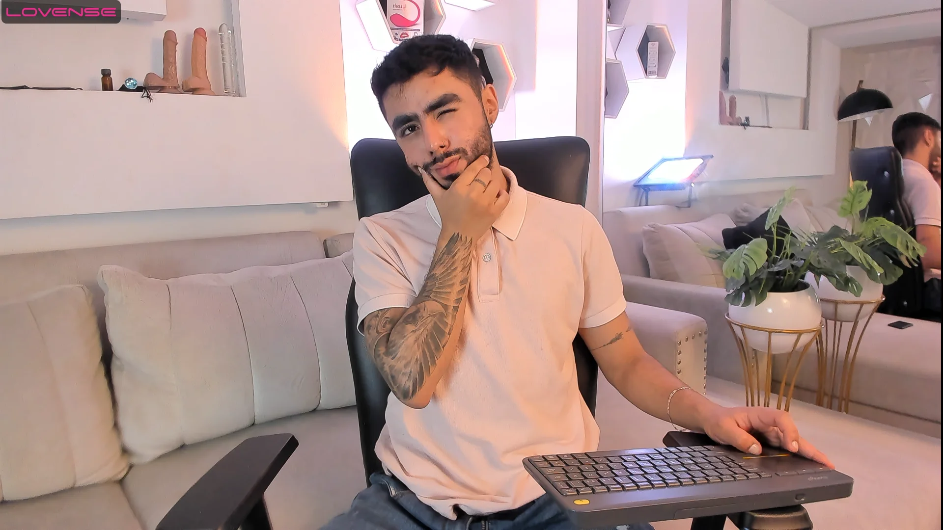XXX Porn Photo of Nude ItsMeEros 183