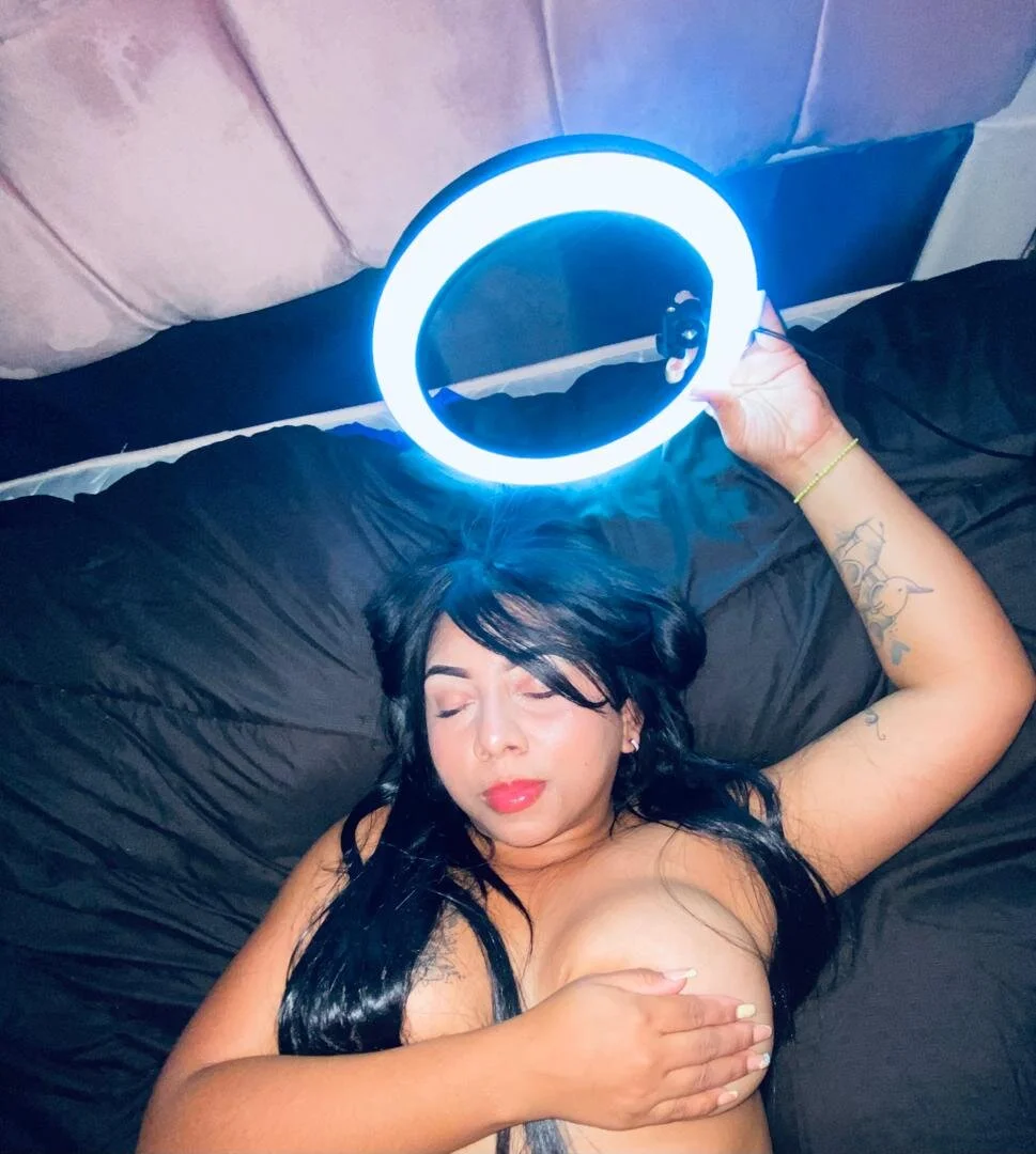 XXX Porn Photo of Nude Emmilly_Brown 1
