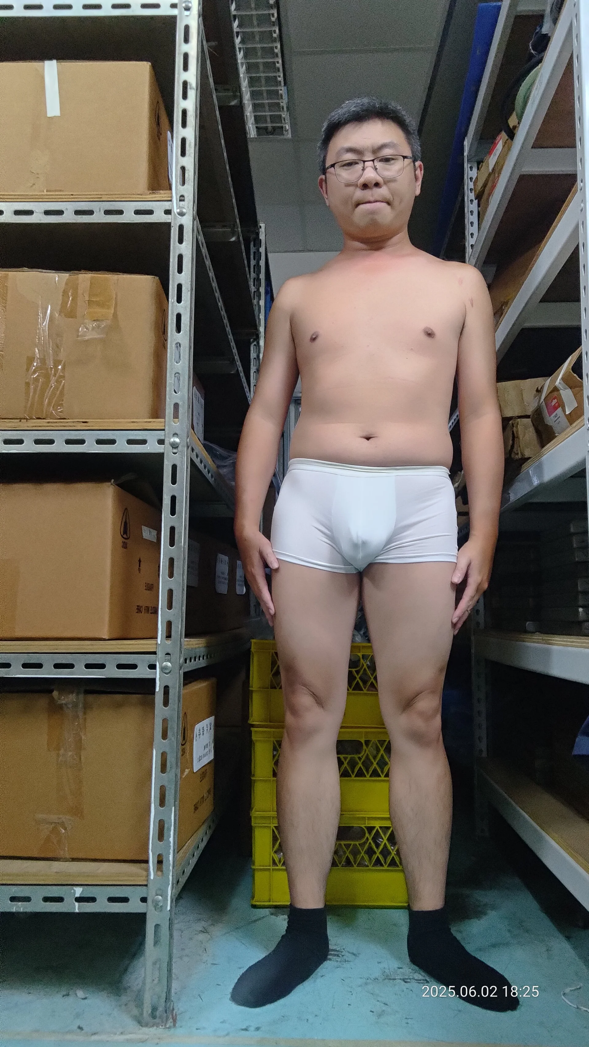 XXX Porn Photo of Nude smallweak 3