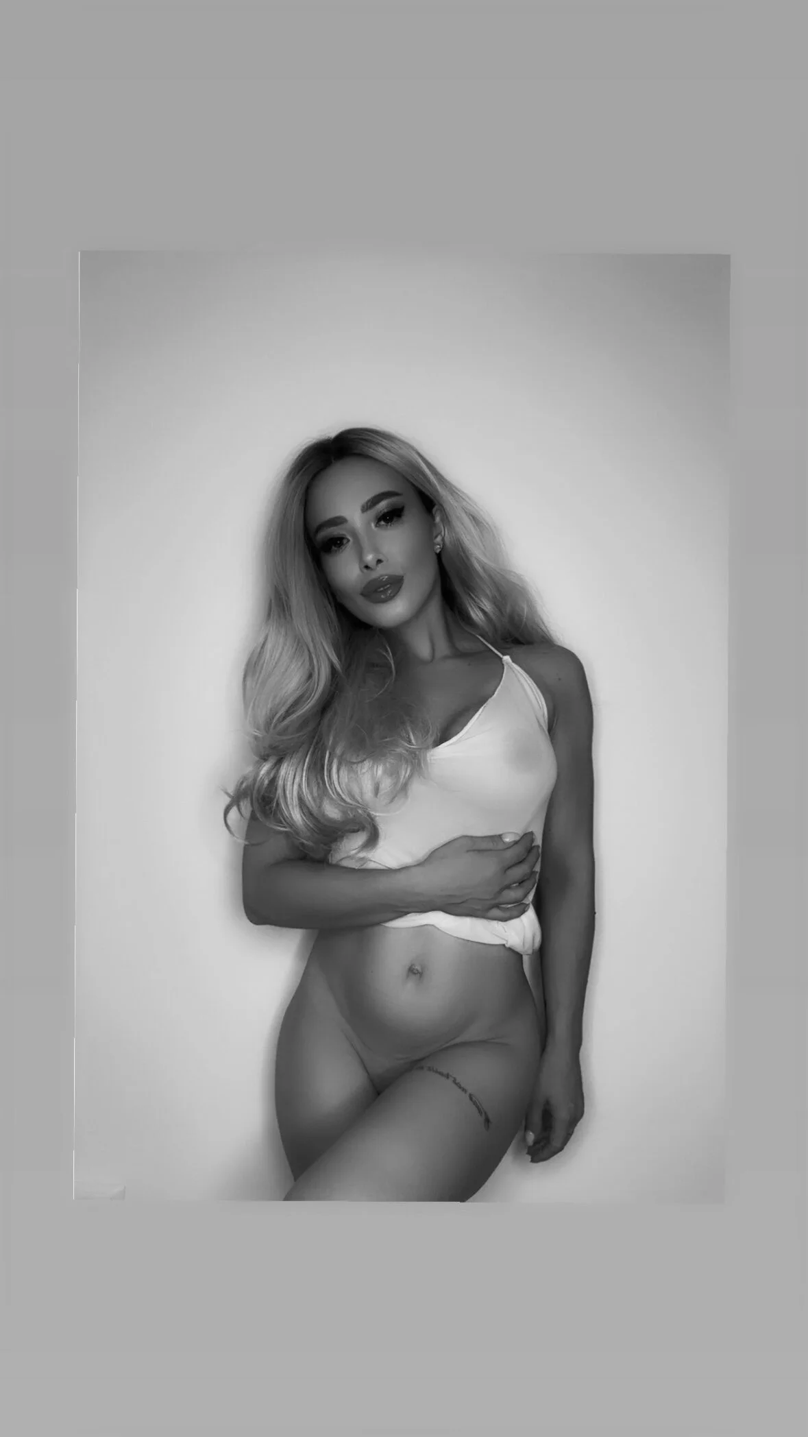 XXX Porn Photo of Nude AlleRose 40