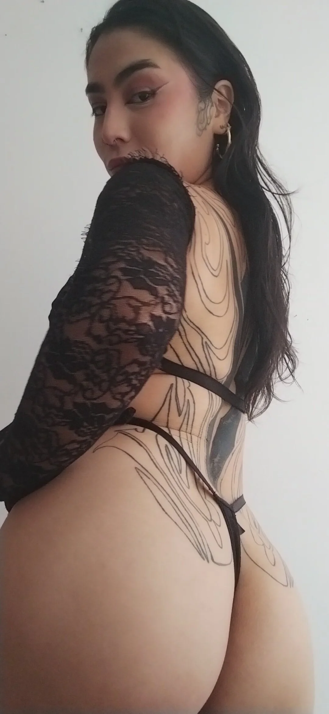 XXX Porn Photo of Nude hancock-boa 136
