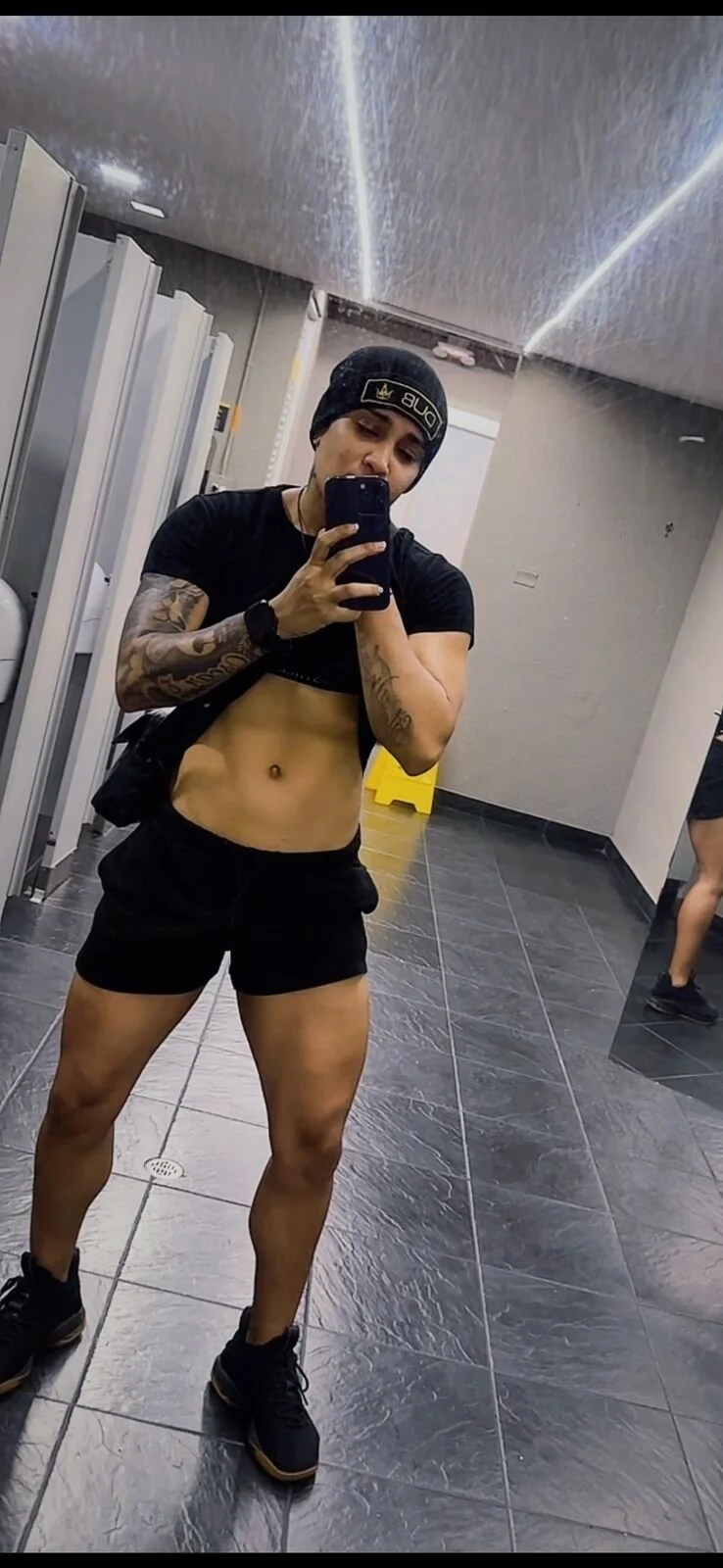 XXX Porn Photo of Nude ZhoeStrong 3