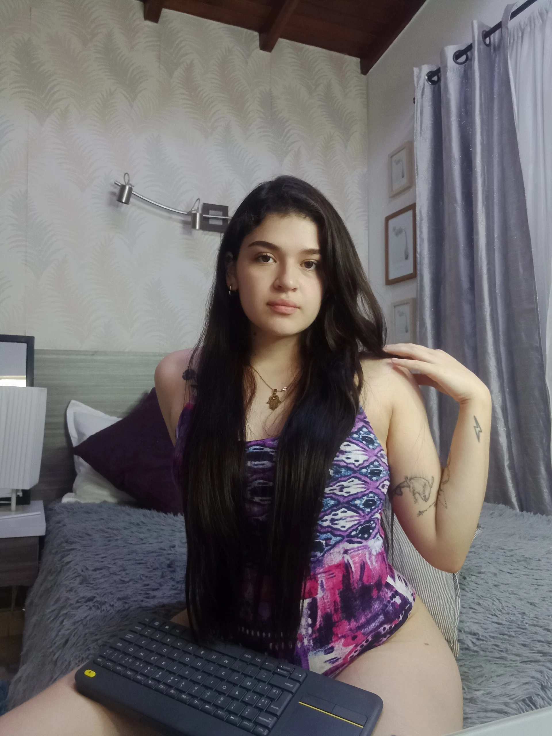 XXX Porn Photo of Nude Emma_sanzz01 1