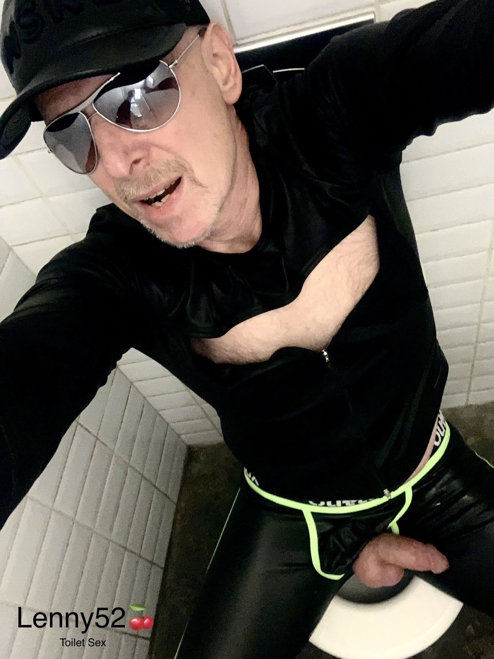 XXX Porn Photo of Nude lenny52 271