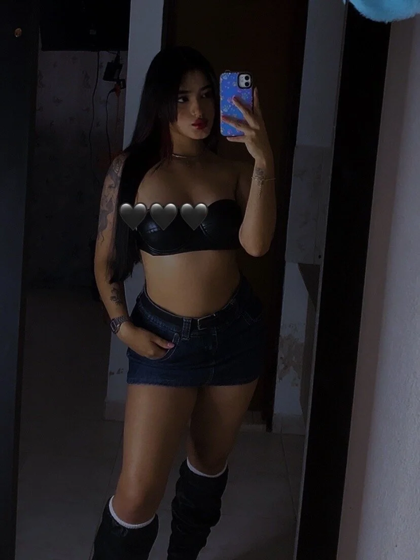 XXX Porn Photo of Nude charlotte_9999 186