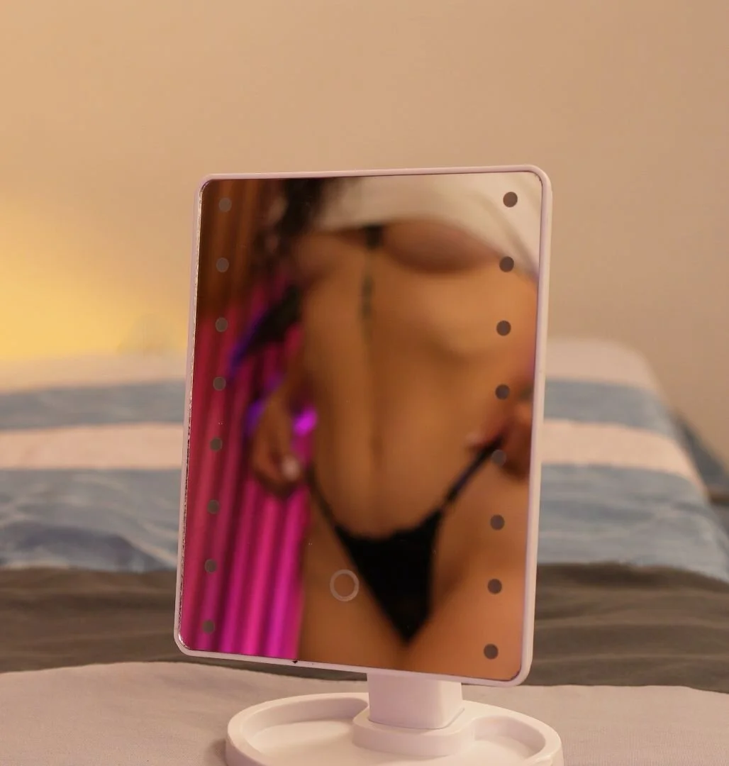 XXX Porn Photo of Nude Amara_Velvet_ 2