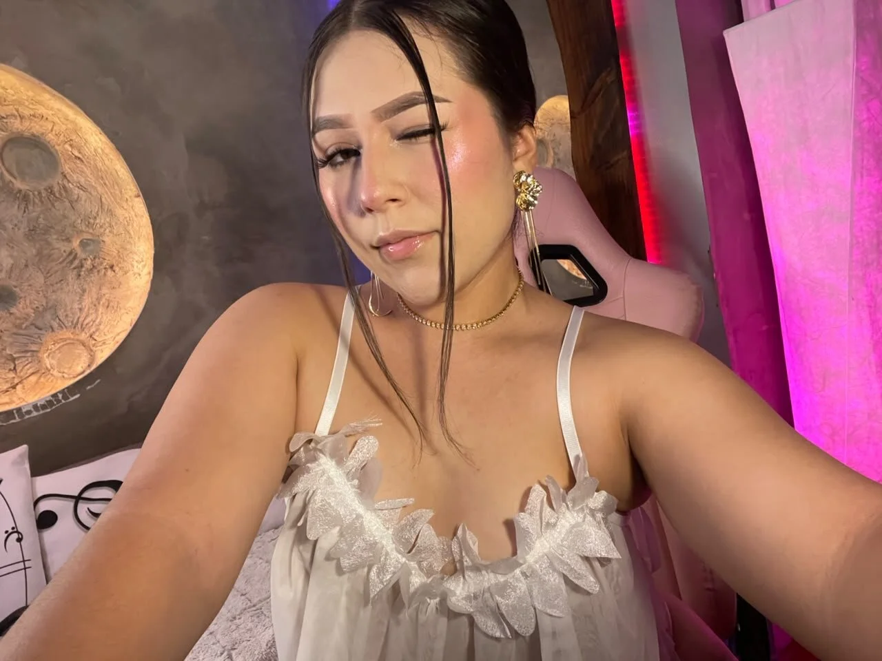 XXX Porn Photo of Nude Sarah_greyy 7