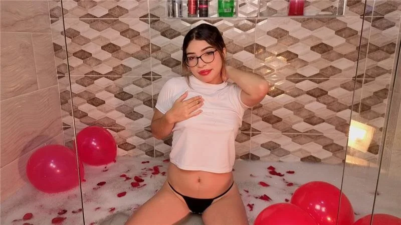 XXX Porn Photo of Nude green_lov 9
