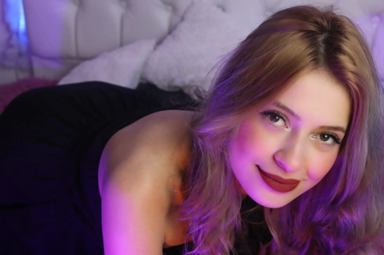 XXX Porn Photo of Nude _naughty_angel_ 2