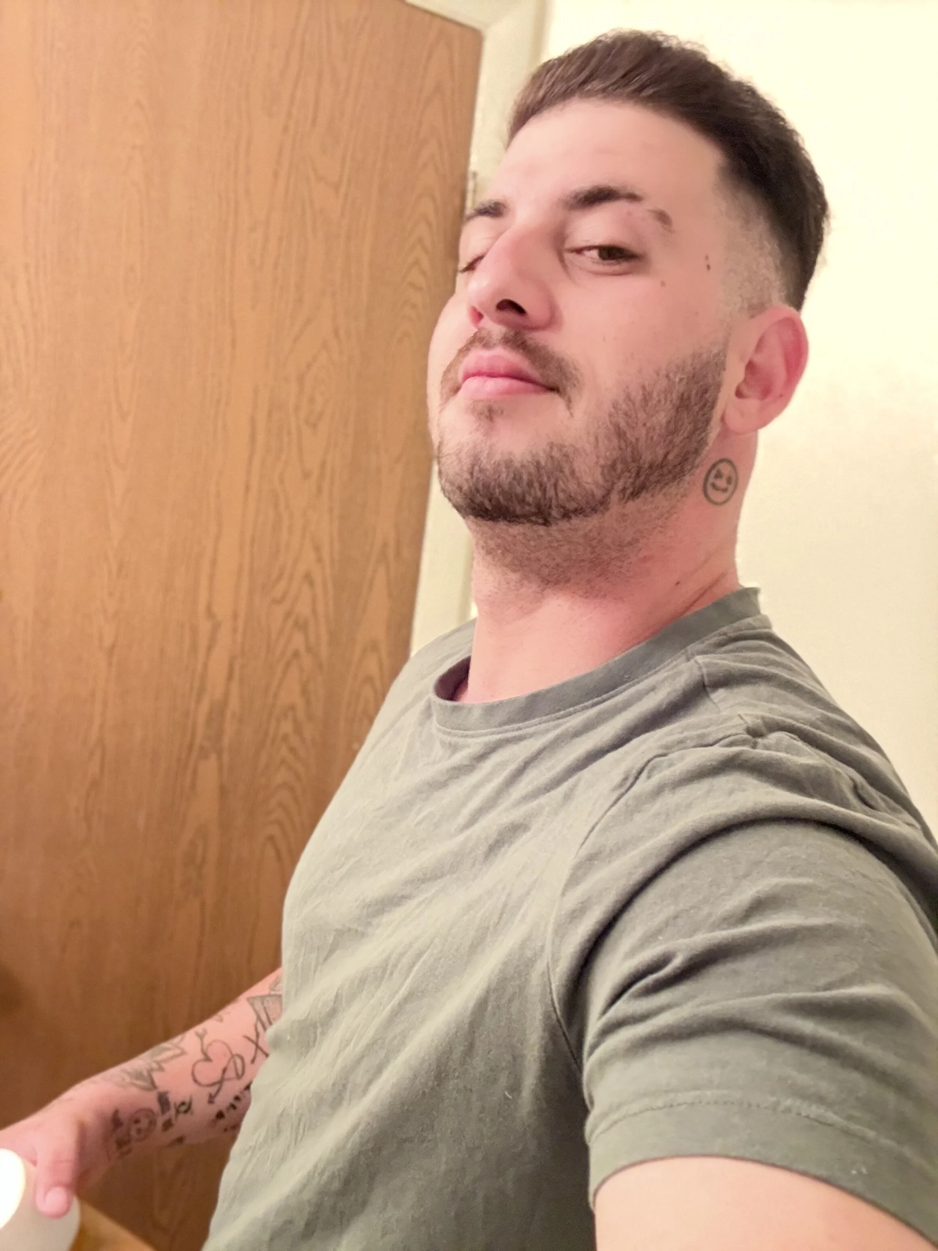 XXX Porn Photo of Nude Tyyuiiihgfd 5