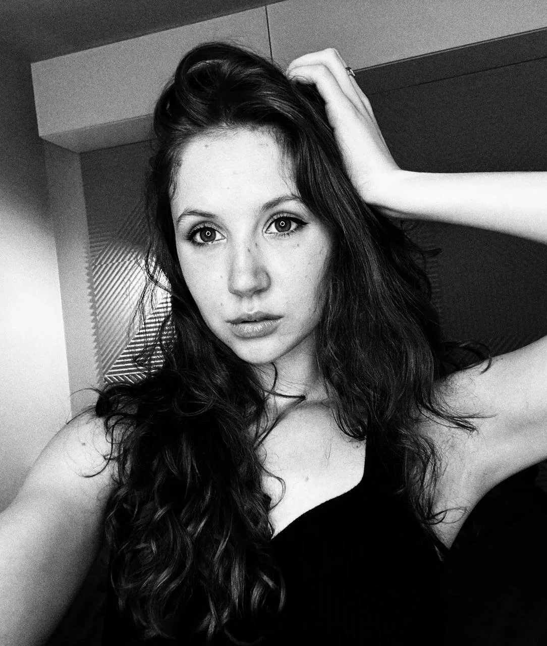 XXX Porn Photo of Nude Elizavetta_Miller 5