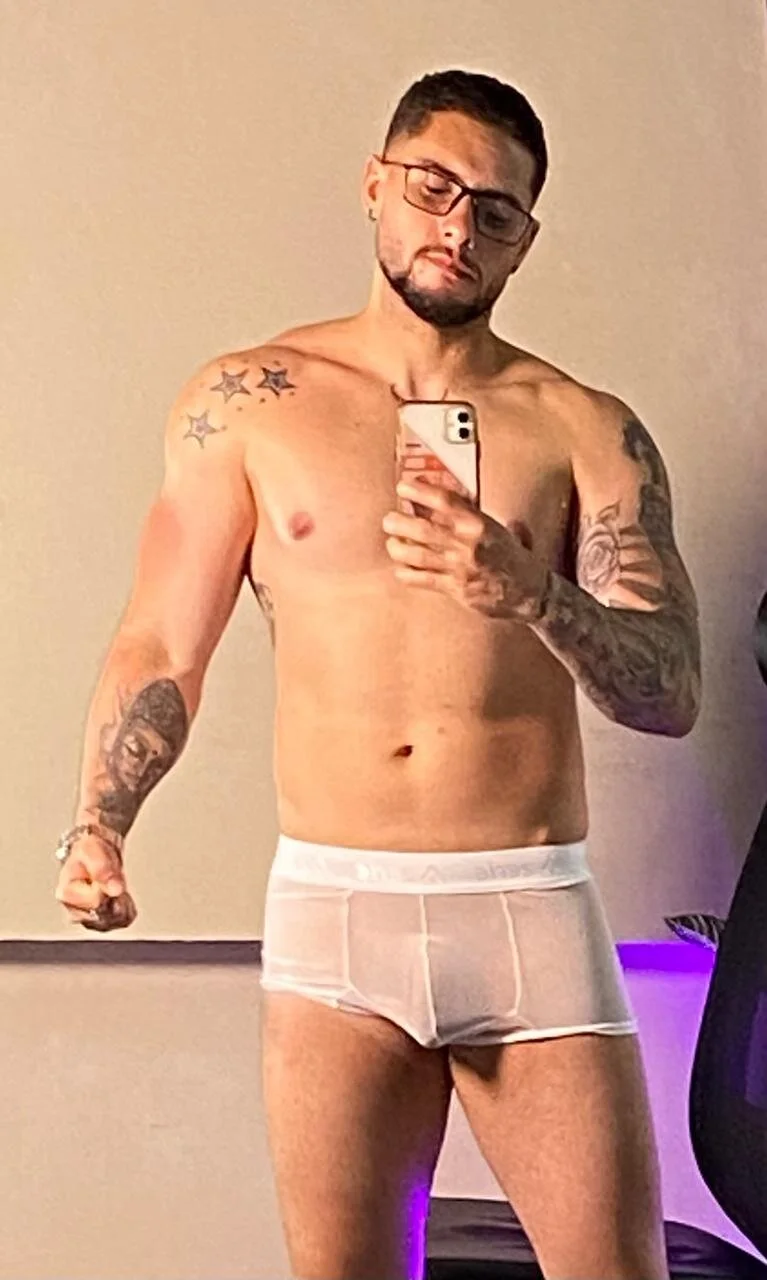 XXX Porn Photo of Nude dominic_de_luca 1