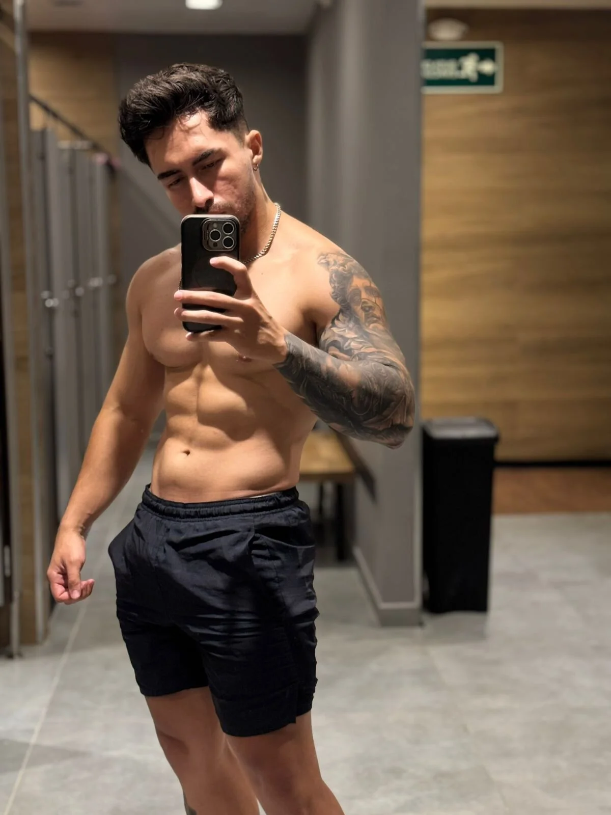 XXX Porn Photo of Nude Brad_Summer 96
