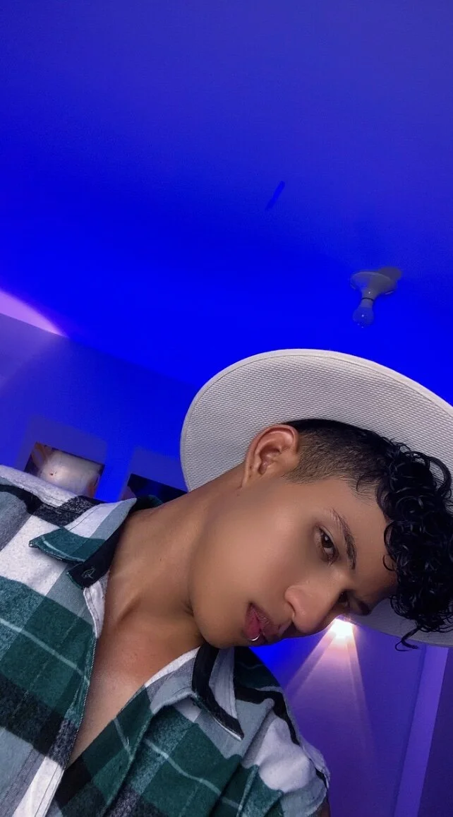 XXX Porn Photo of Nude KamiSuarez 49