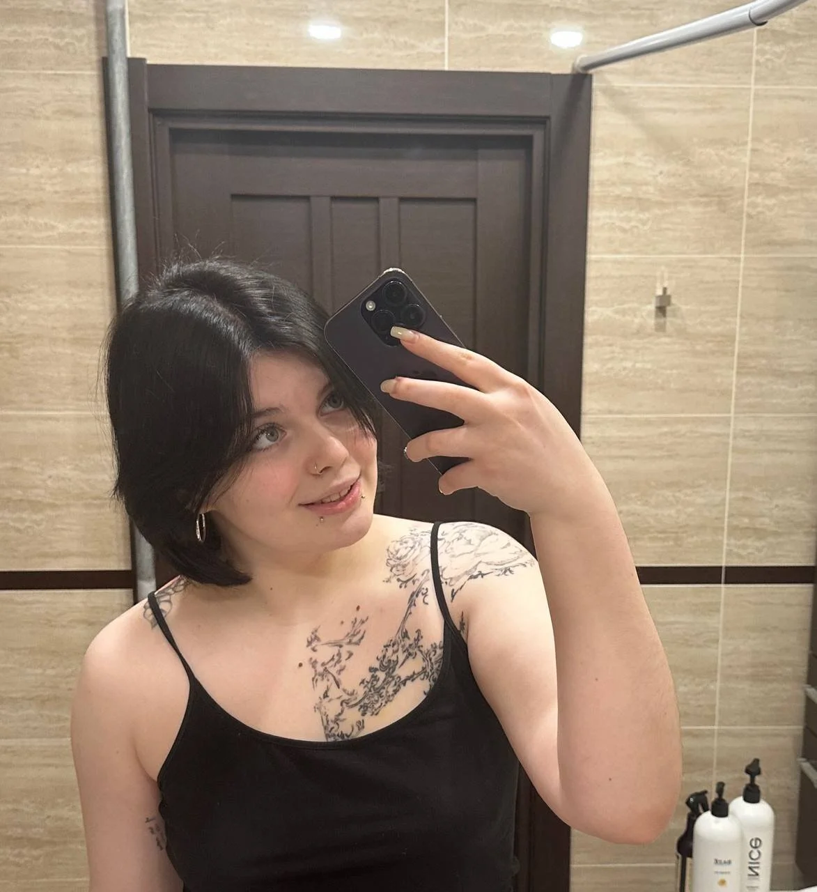XXX Porn Photo of Nude LoveIyBarbie 1