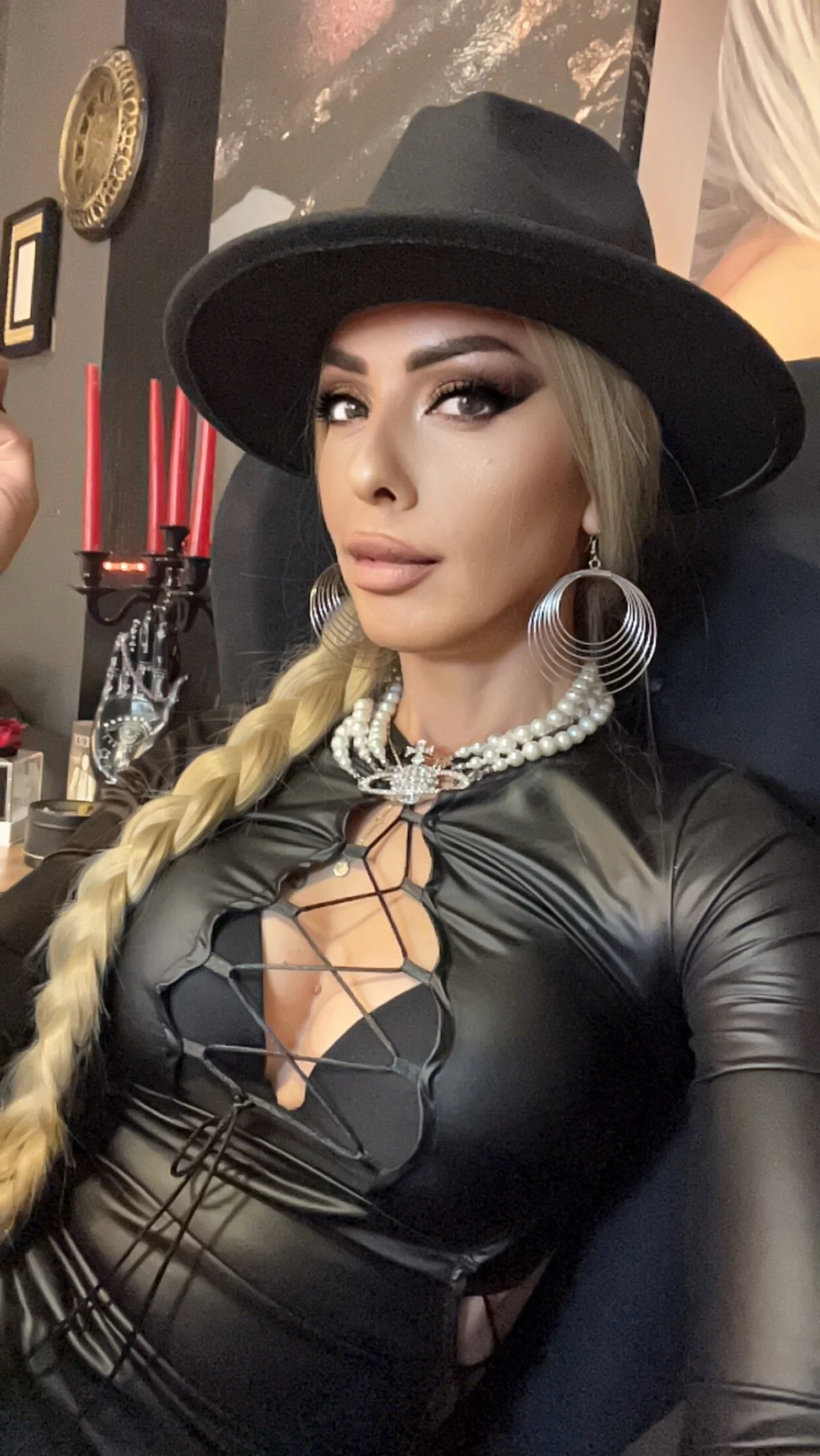 XXX Porn Photo of Nude DominatrixEve 22