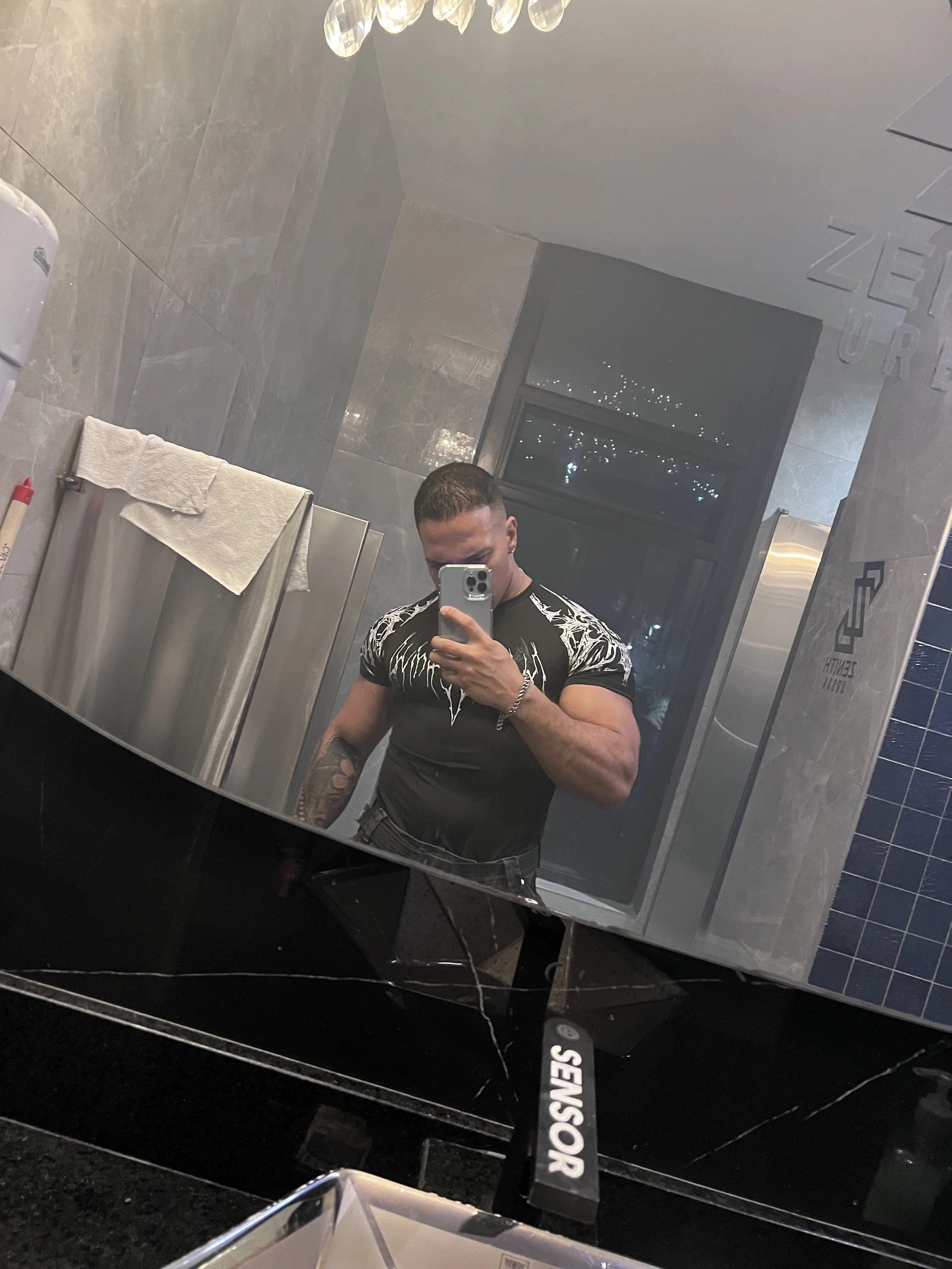XXX Porn Photo of Nude FreszX 84