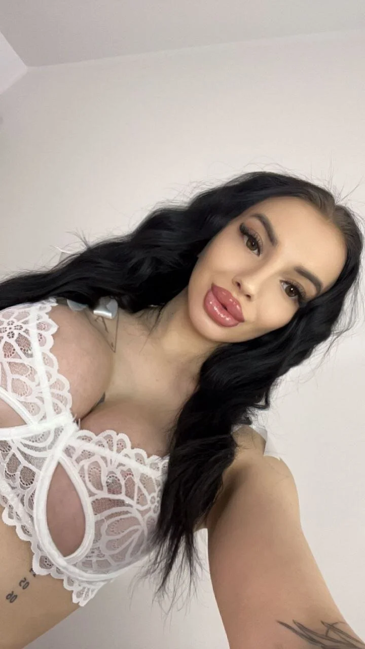 XXX Porn Photo of Nude VelmaEvans 10