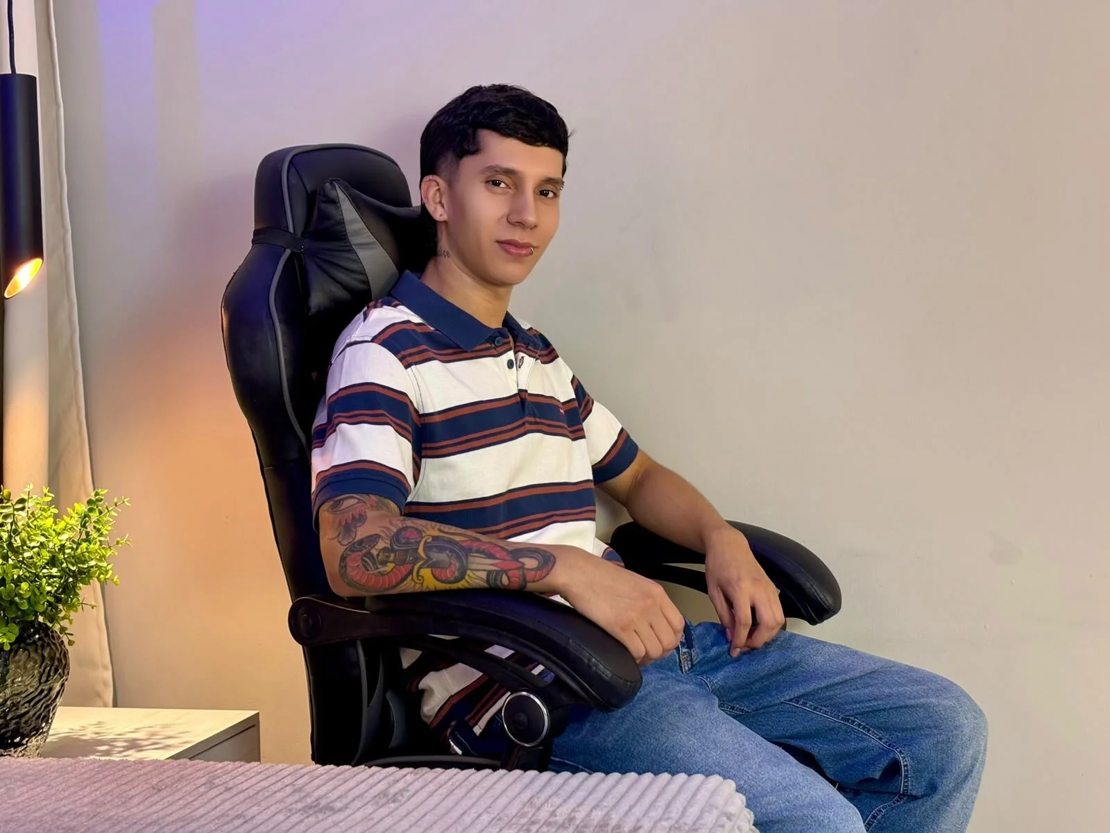 XXX Porn Photo of Nude JacoboSwam 8