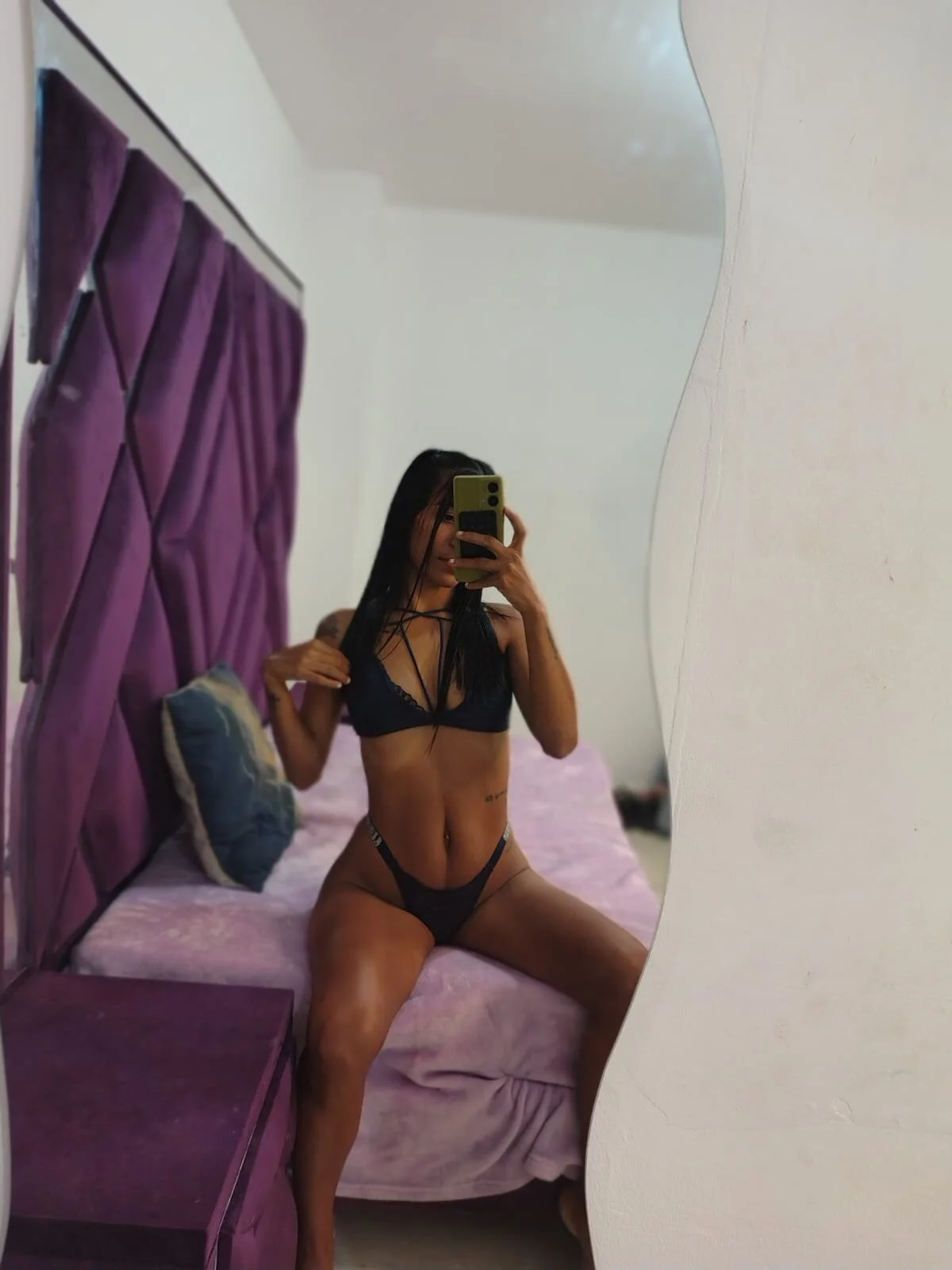 XXX Porn Photo of Nude Kiaraasm 9