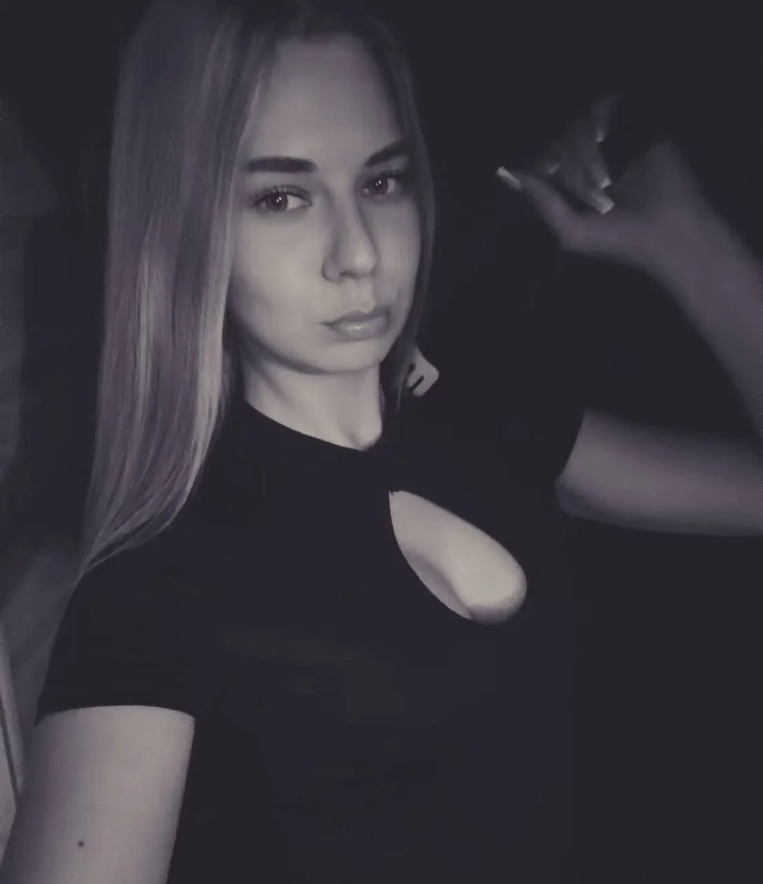 XXX Porn Photo of Nude HoneysPiee 3