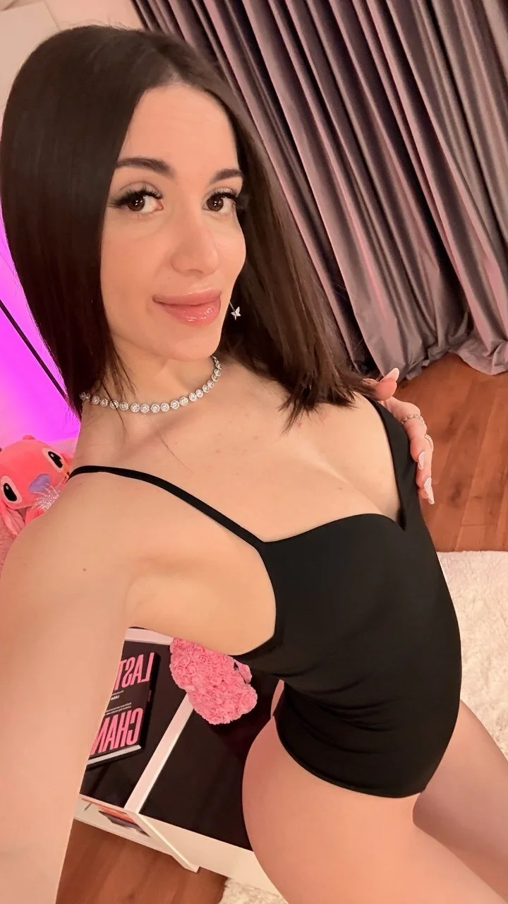 XXX Porn Photo of Nude SweetAmeliaaa 6