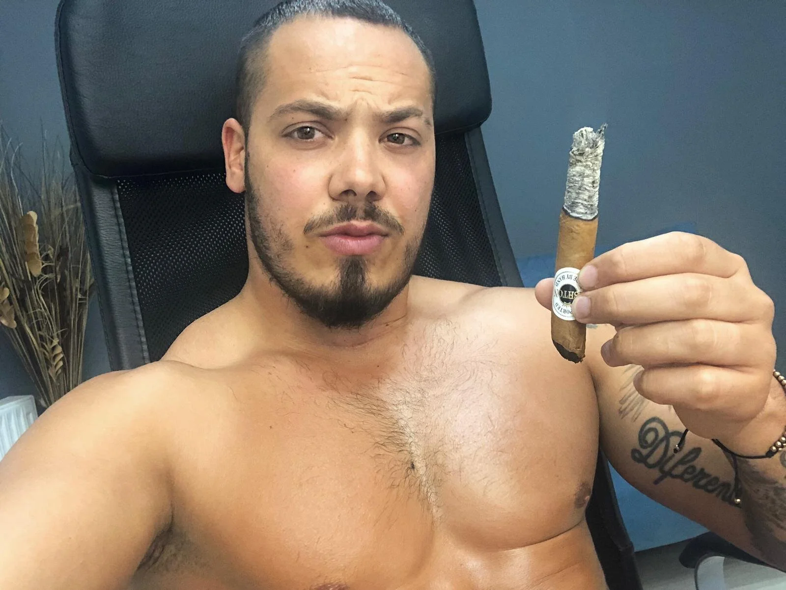 XXX Porn Photo of Nude ZackMasterss 68