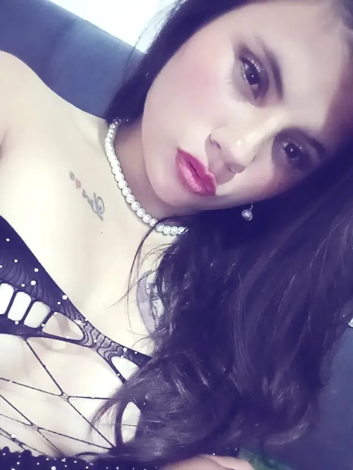 XXX Porn Photo of Nude Karoll__r 2