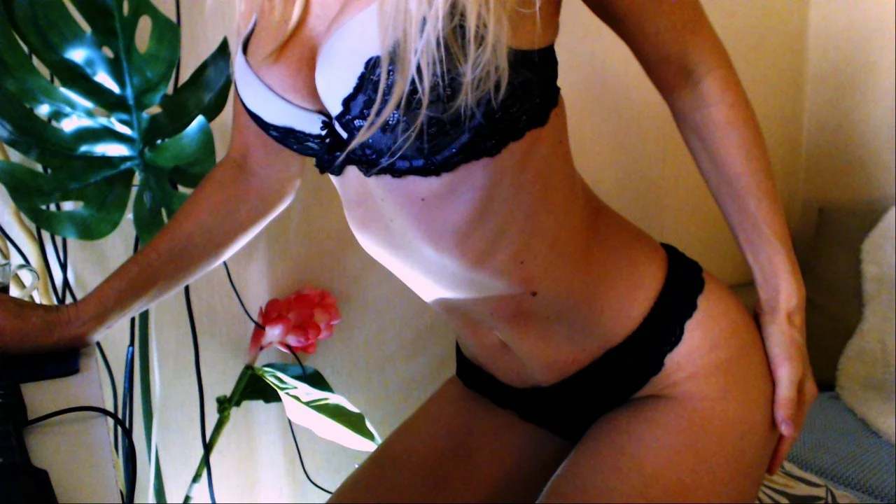 XXX Porn Photo of Nude OLIVIA_CANDY 93