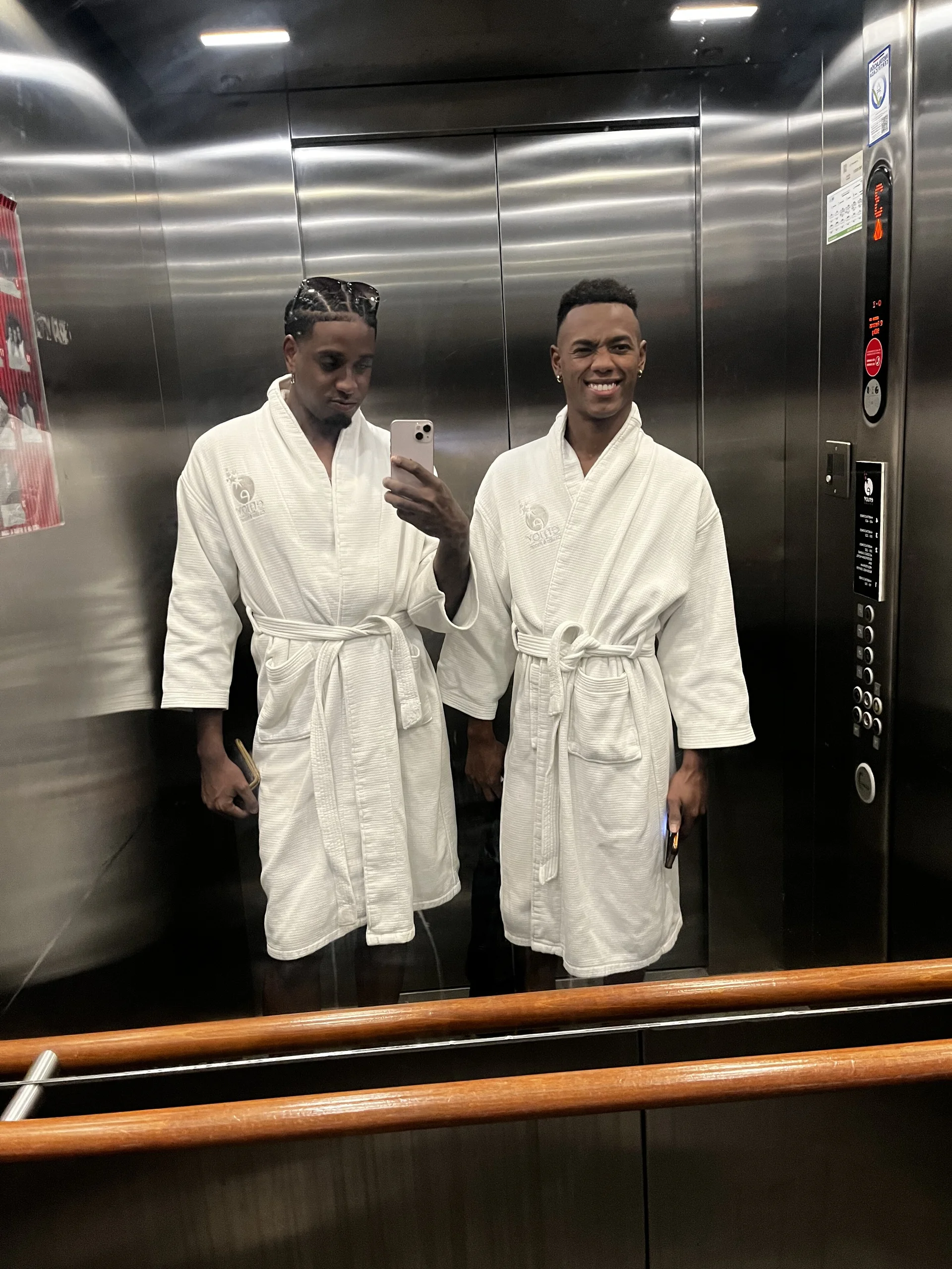 XXX Porn Photo of Nude Mensblacksexy22 19