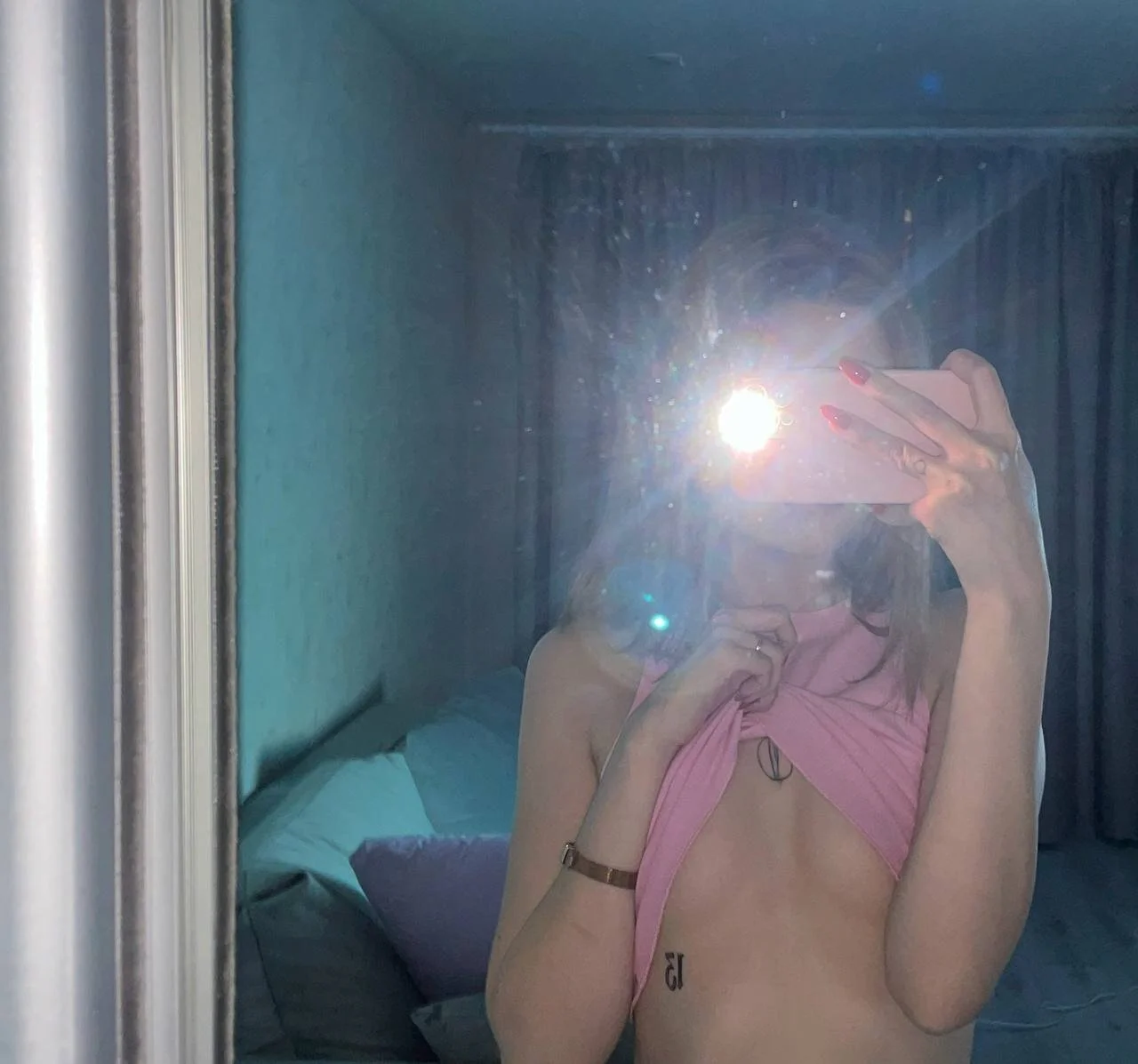 XXX Porn Photo of Nude Naomi_Girly 4