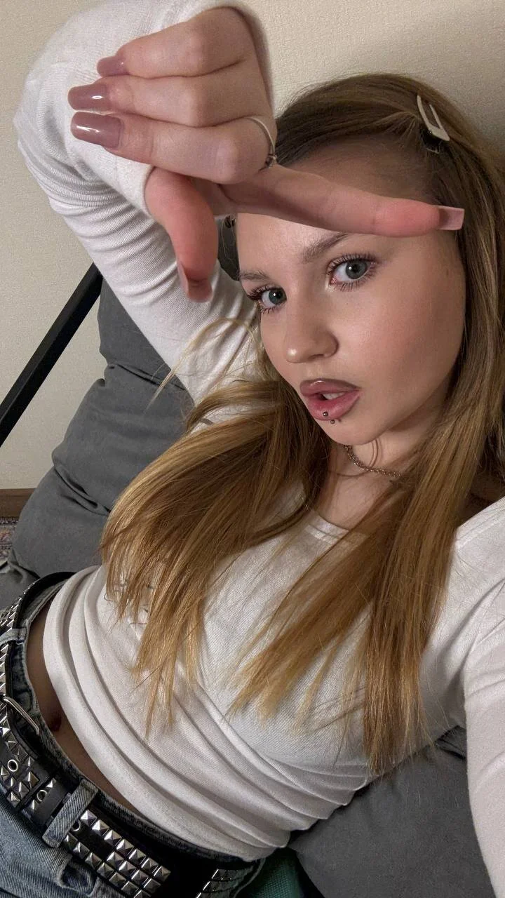 XXX Porn Photo of Nude PledHoly 4