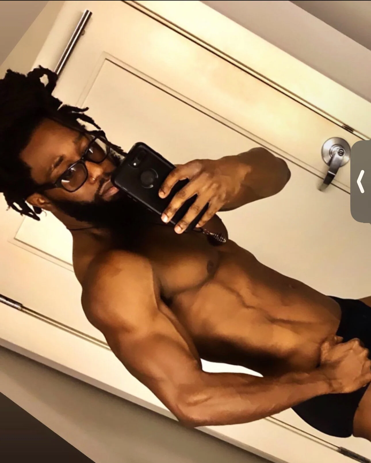 XXX Porn Photo of Nude KingP7easeHer 1