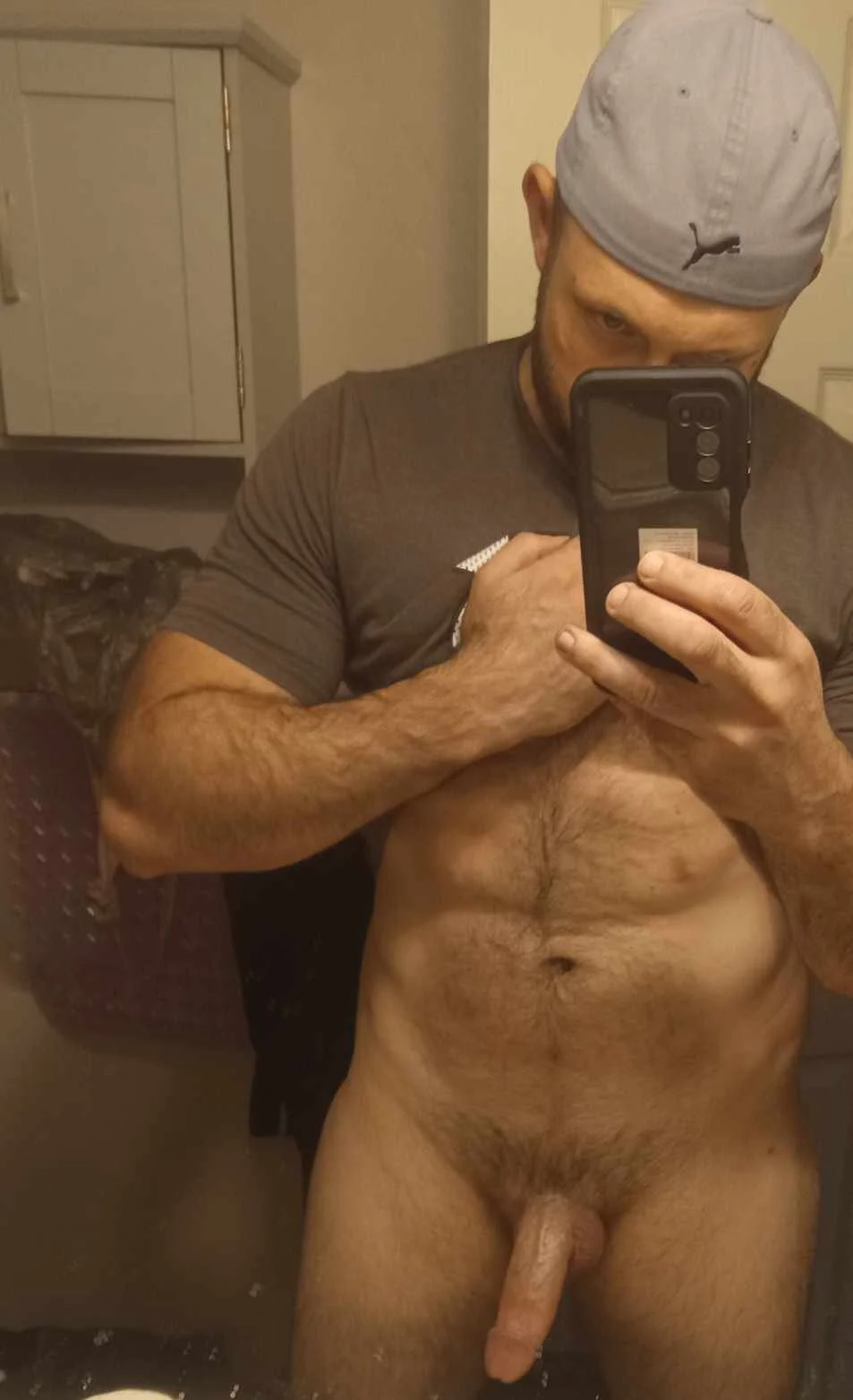 XXX Porn Photo of Nude Brucejuce6669 6