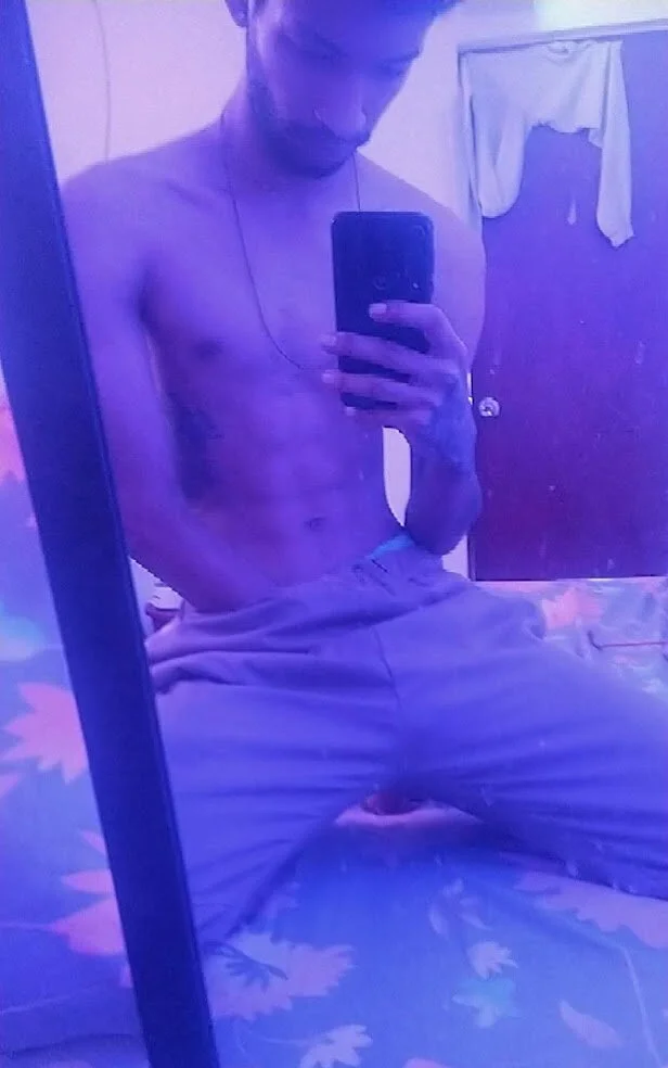 XXX Porn Photo of Nude Terry_pool 4