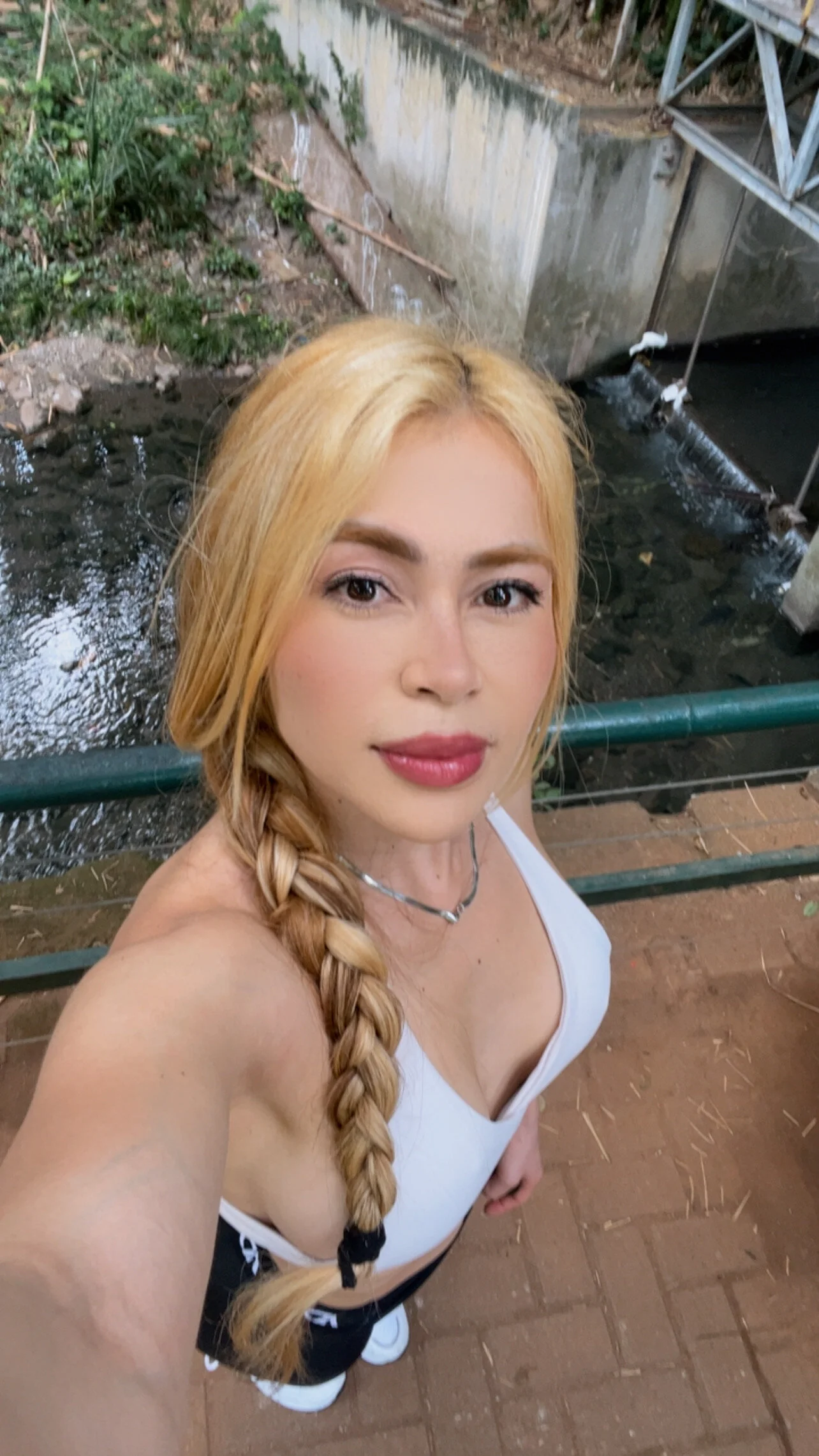XXX Porn Photo of Nude sabriloirinha 4