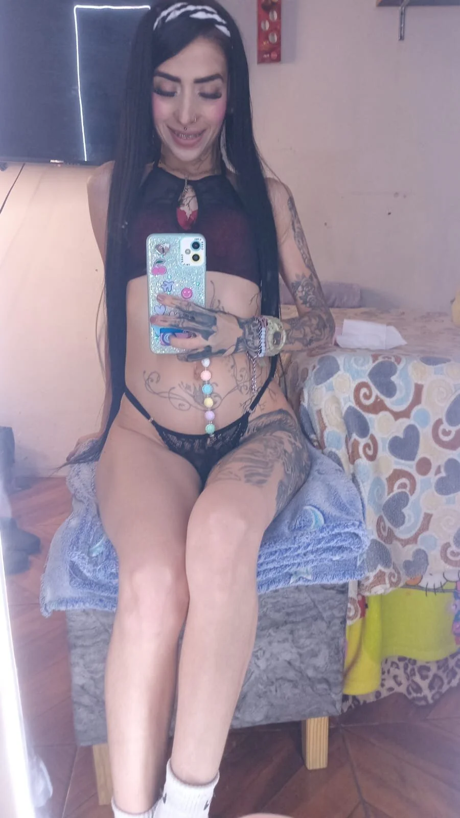 XXX Porn Photo of Nude mia_morou 50