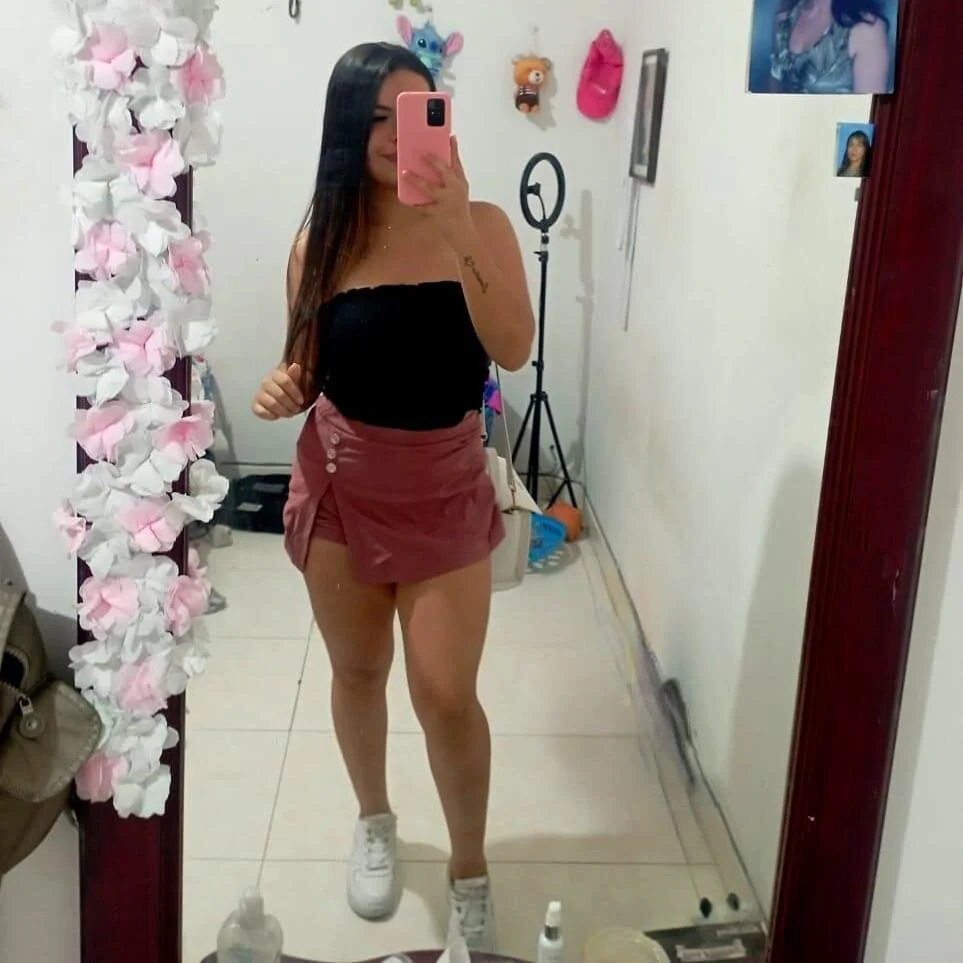 XXX Porn Photo of Nude thickmommyy 9