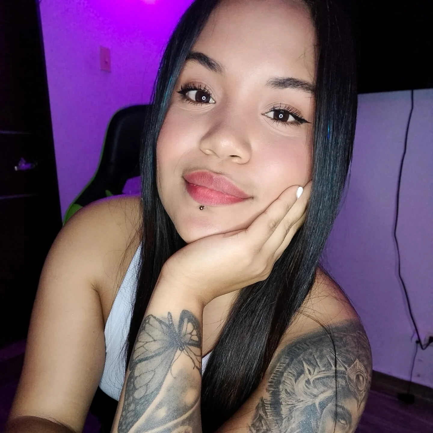 XXX Porn Photo of Nude leila_22 4