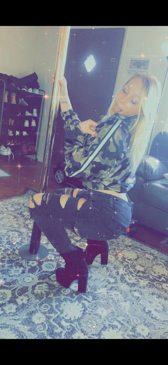 XXX Porn Photo of Nude itsangelrose 2