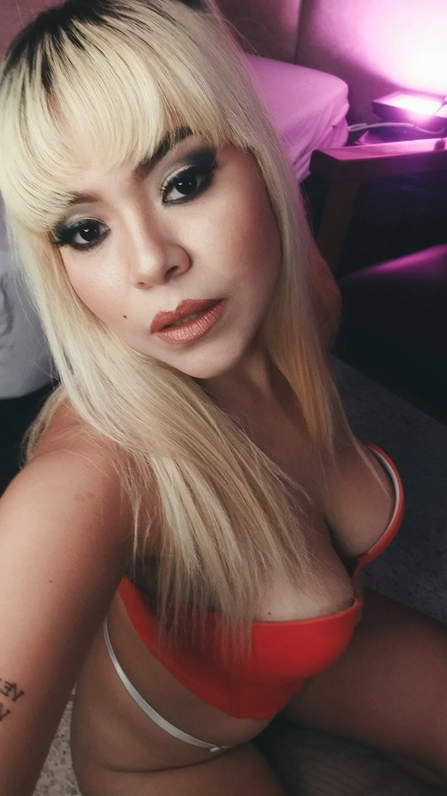 XXX Porn Photo of Nude RominaaReyes 12