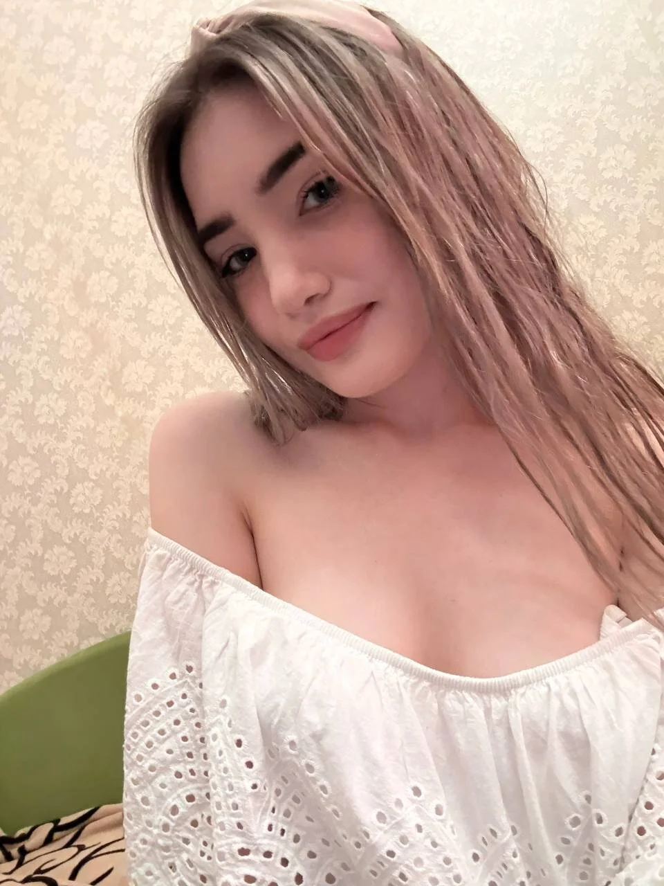 XXX Porn Photo of Nude daarlingrosee 1